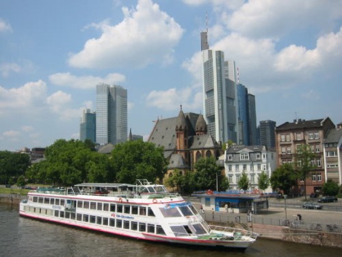 frankfurt otel gemi