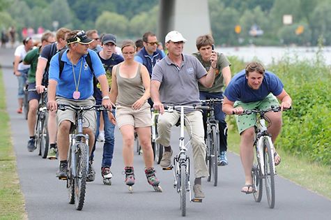 2015 Almanya Gençler Şampiyonası Köln. Yarışı takip eden antrenörler...
