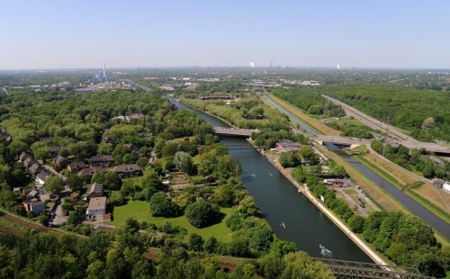 578307_462555743816171_272349847_n