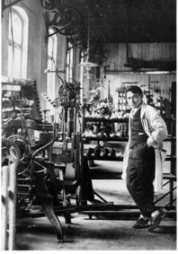 1-adidassler_earlyyears.jpg__198x0_q85_crop-smart